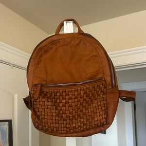 Villincia Made in Holland Brown Leather Backpack with Woven Accent